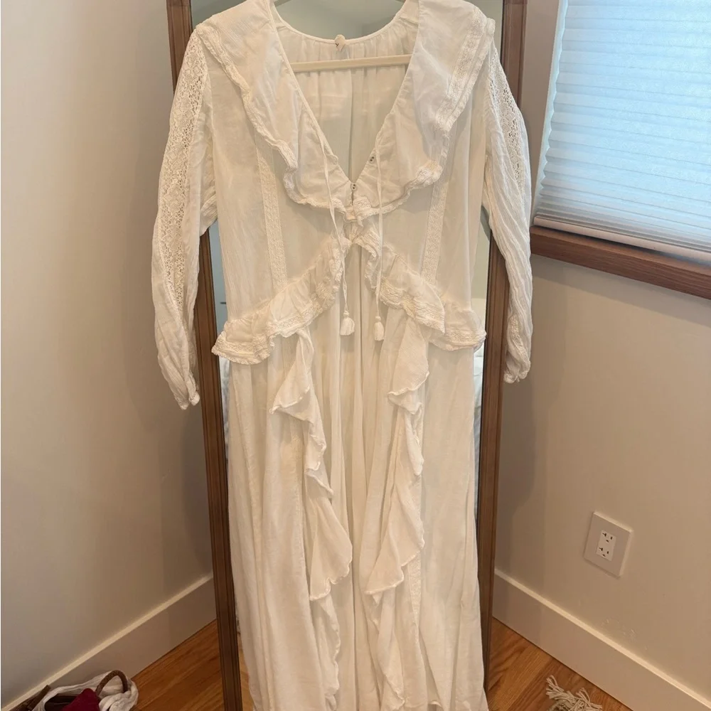 Spell Ivory Lace Dress - Picture 5 of 8